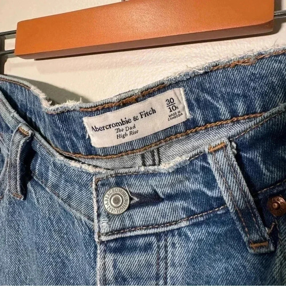 Abercrombie the dad high rise  denim distressed jeans 30 - Picture 5 of 6